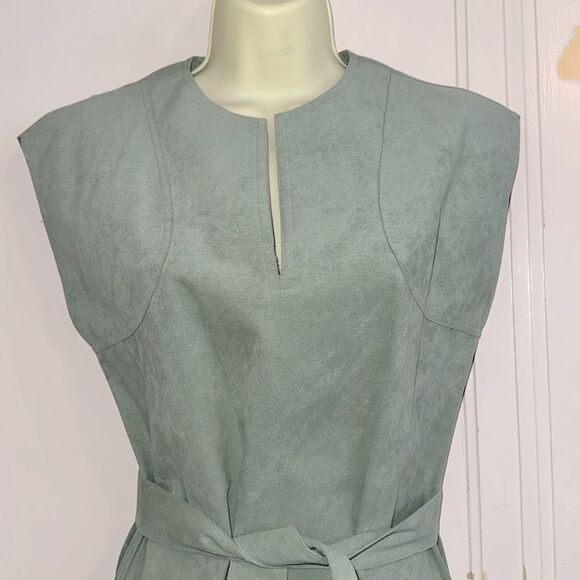 Vintage early 70s Abe Schrader Mint Green Ultra Suede Sleeveless Dress - Picture 2 of 8